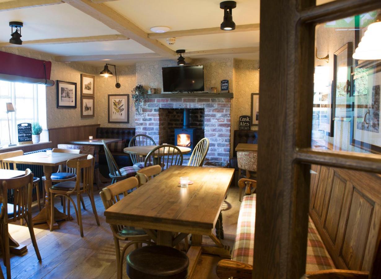 Red Lion Inn Little Budworth Exteriér fotografie